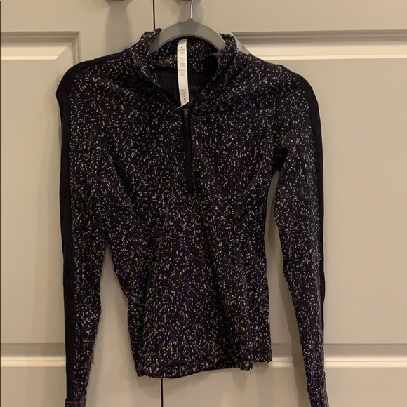 lululemon athletica Tops - LULULEMON BRAND NEW 1/2 ZIP